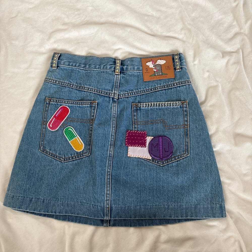 Marc Jacobs Blue Denim Skirt with Embroidered Patches - Picture 2 of 5